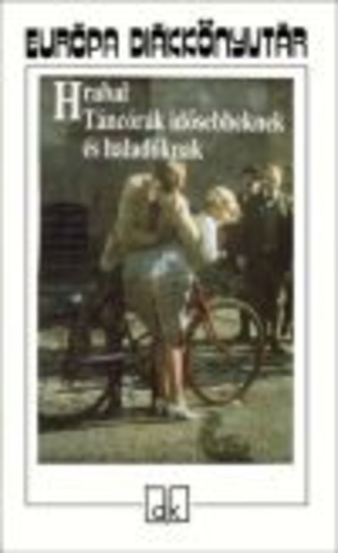 TÁNCÓRÁK IDŐSEBBEKNEK ÉS HALADÓKNAK /PUHA